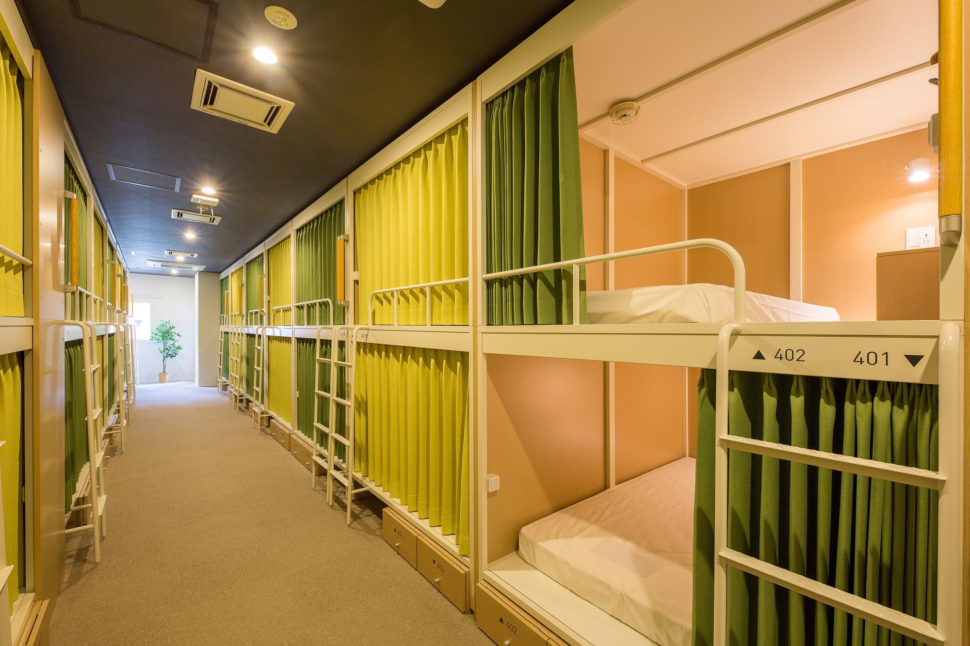 Grids Sapporo Hotel&Hostel מראה חיצוני תמונה